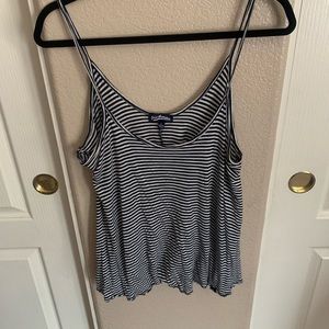 Sumer flowy tank! Size: L